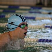 Florian Goltz (Jahrgang 2005) kämpft sich durch die 200m Lagen in der Wertung des Mittelfränkischen Nachwuchsmeisters Schwimmen